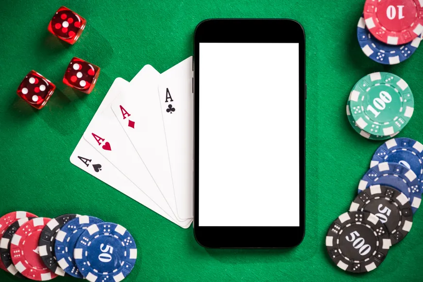 Online Poker Tells Every Bettor Should Know